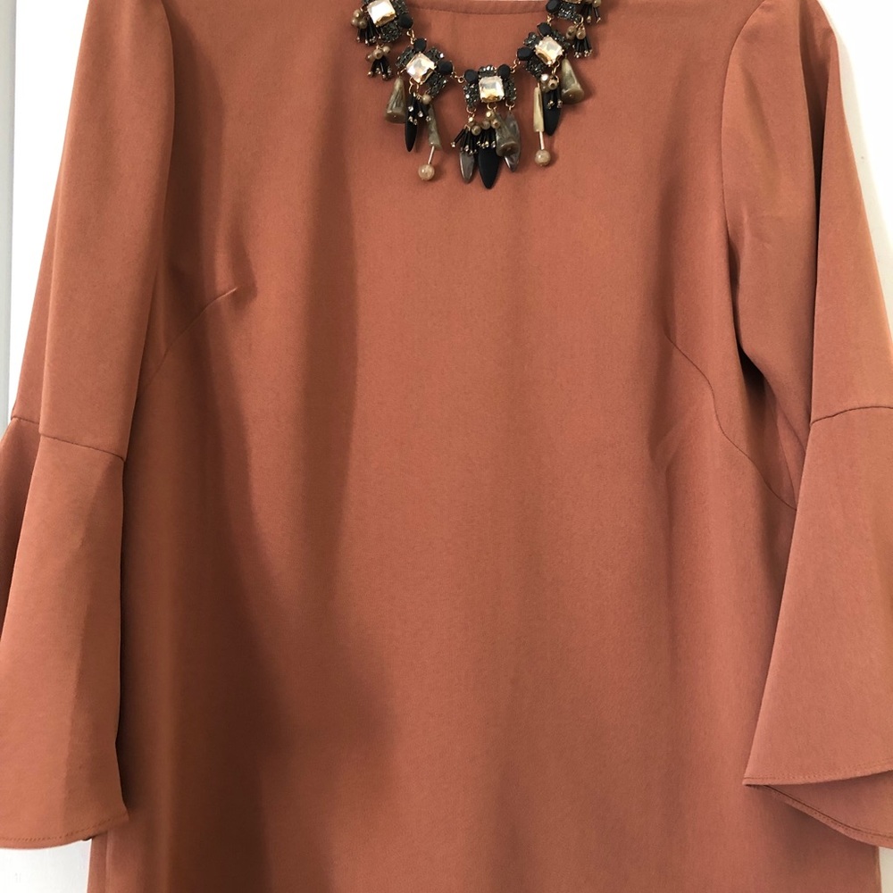 Beautiful top 😍 - Picture 2 of 5